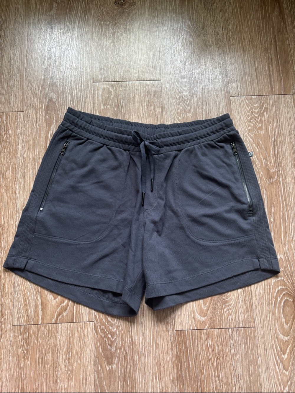 Mondetta dark gray zip pocket soft shorts, 100% cotton, size small